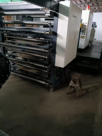 聊城地区工厂处理1400卷筒分切机