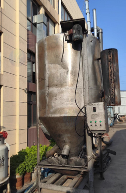 衢州地区处理工厂搬迁处理立式混合机颗粒烘干搅拌机、塑料颗粒连续抛光机、喂料机、注塑机等