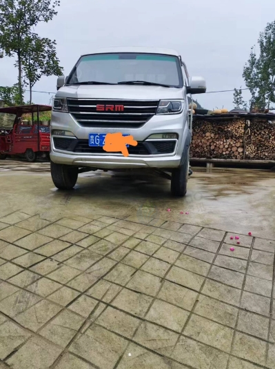 安顺地区处理金杯T30S银灰色小货车