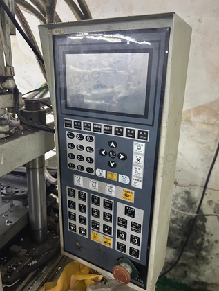 南宁地区工厂处理立式滑板注塑机