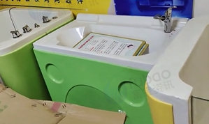 柳州地区母婴店处理小缸、洗澡盆、空调、柴油热水器等婴儿游泳设备