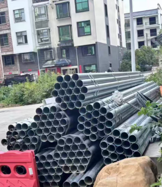 龙岩地区处理一批垫路钢板、通信电缆、镀锌钢管