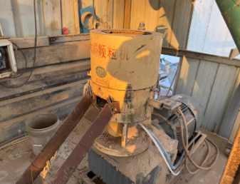 潍坊地区工厂处理颗粒机 破碎机 小型多片锯 定尺锯 推台锯