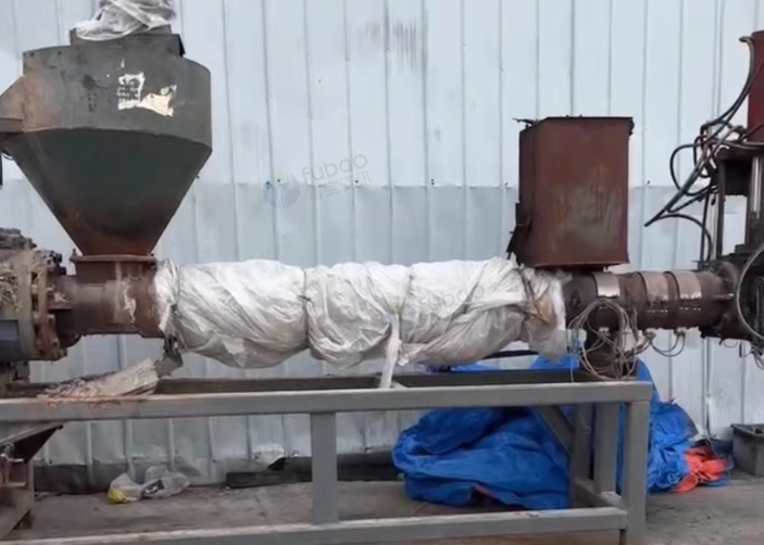 镇江地区工厂处理190水洗pe膜造粒机一批