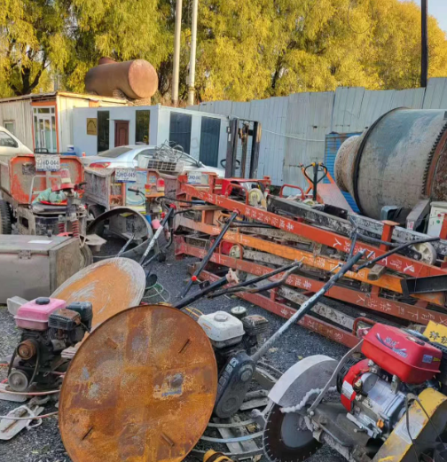 西宁地区工厂处理工程设备一批