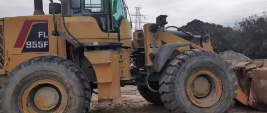 福州地区处理雷沃FL955F装载机