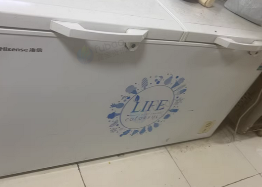 北京地区处理4个冰箱3个操作台一个饮料柜