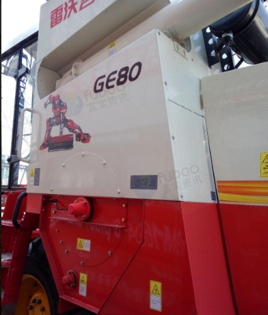 开封地区处理雷沃GE80小麦收割机