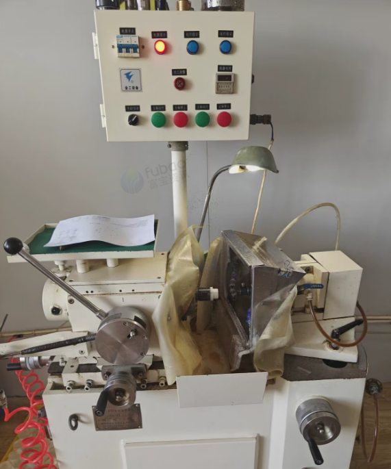 长春地区处理球面透镜铣磨机、镜片铣磨机、光学玻璃铣磨机