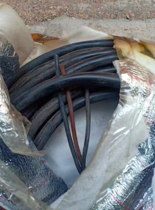 朝阳地区处理旧的三芯电缆线28米