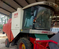 焦作地区处理谷物联合收割机