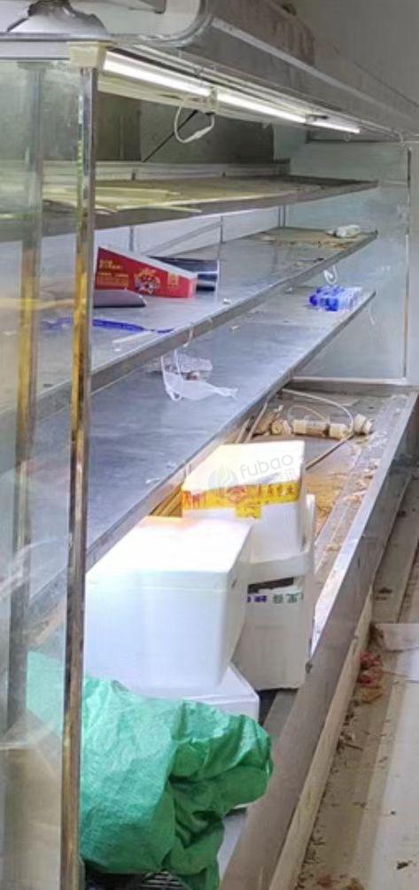 七台河地区超市处理两组风幕柜