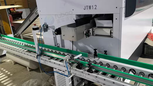 南宁地区公司倒闭处理果蔬全自动称重打包流水线