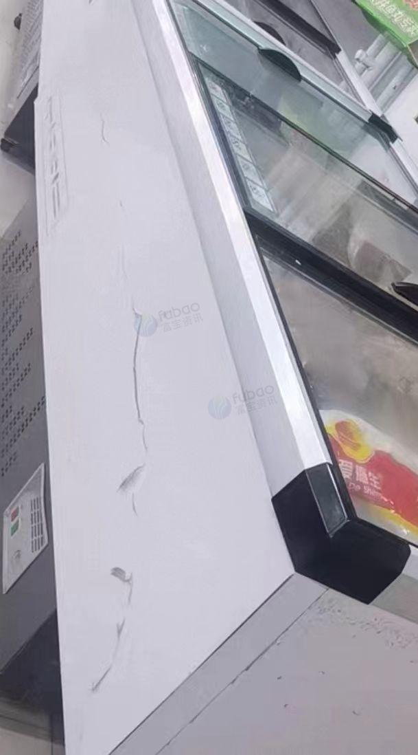 赤峰地区处理多分隔散粮柜、卧式冰柜4个