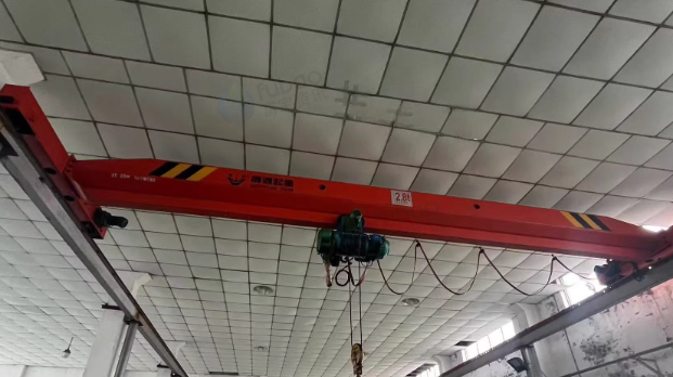 苏州地区工厂处理3T行车4台