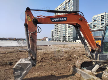 青岛地区处理斗山DX60-9C挖掘机