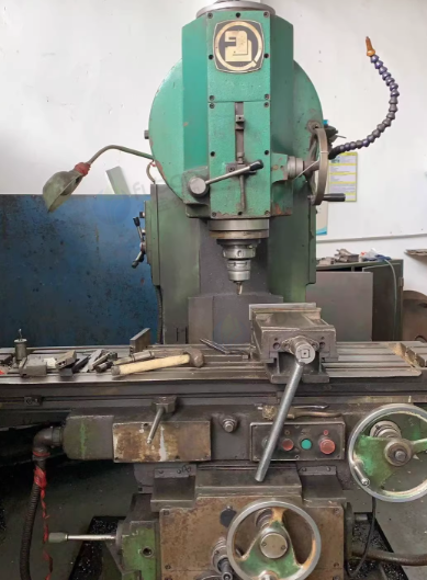 无锡地区工厂处理铣床2台