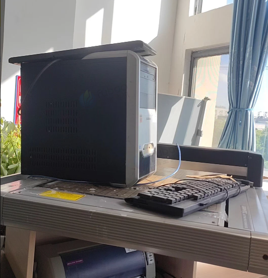 苏州地区公司处理办公用品、模切打样机