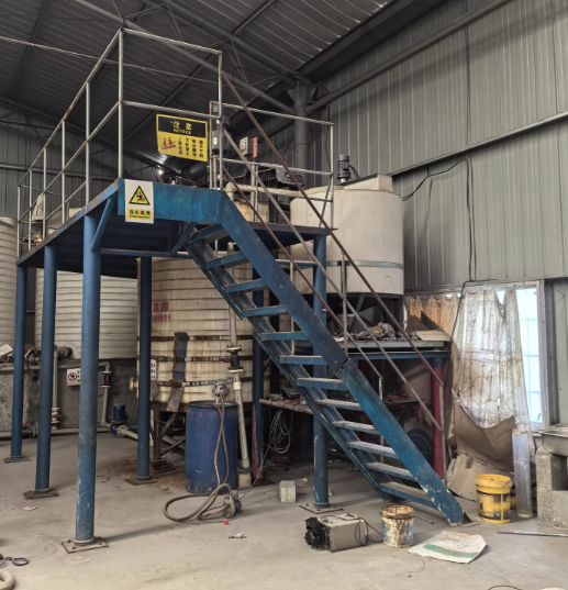 南京地区工厂处理10T聚羧酸外加剂常温合成全套设备、30T存储罐1个