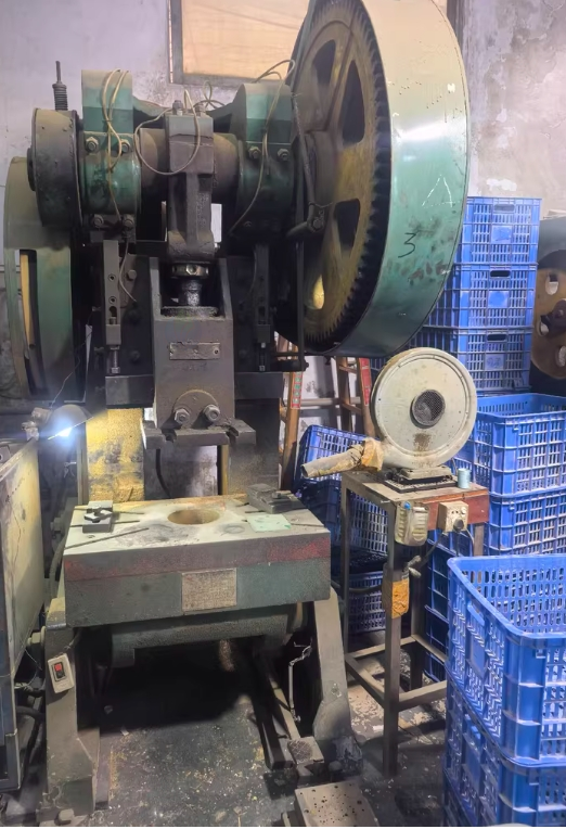 佛山地区处理振轩80T冲床