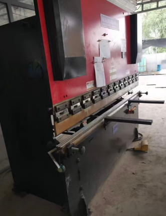 北京地区处理剪板机3.5米、液压折弯机、五线风管生产线、剪板机、冲床、咬口机激光切割机等