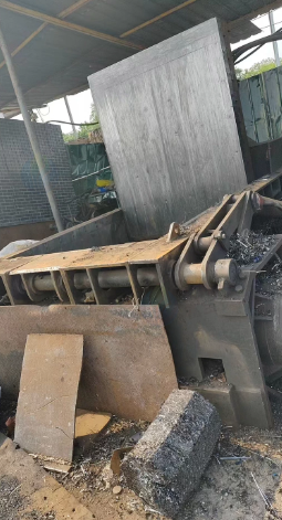 潍坊地区处理西慕斯400吨打包机