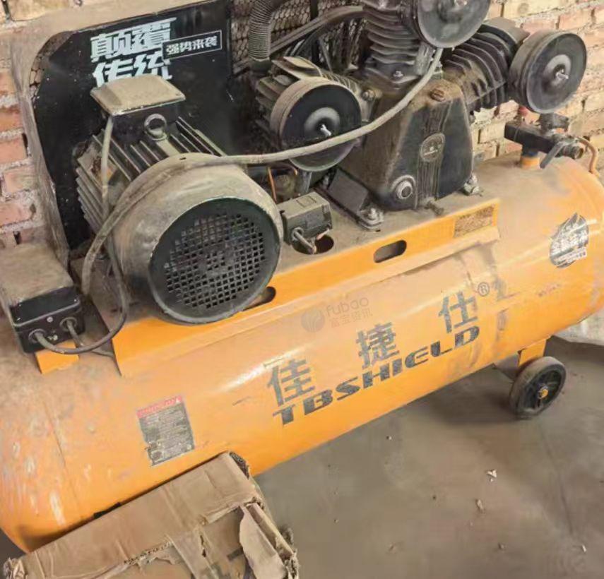 临夏地区处理封边机，精密锯、吸塑机、空压机、真空水泵、打磨机等木工设备