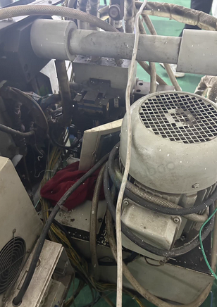 南宁地区工厂处理立式滑板注塑机