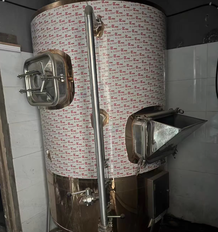 徐州地区工厂处理一拖四精酿啤酒全套设备