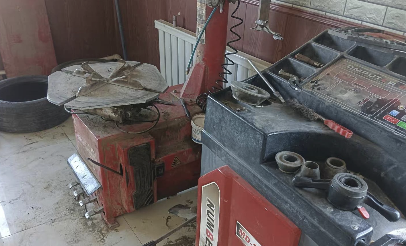 昌吉地区处理轮胎机、平衡机、空压机