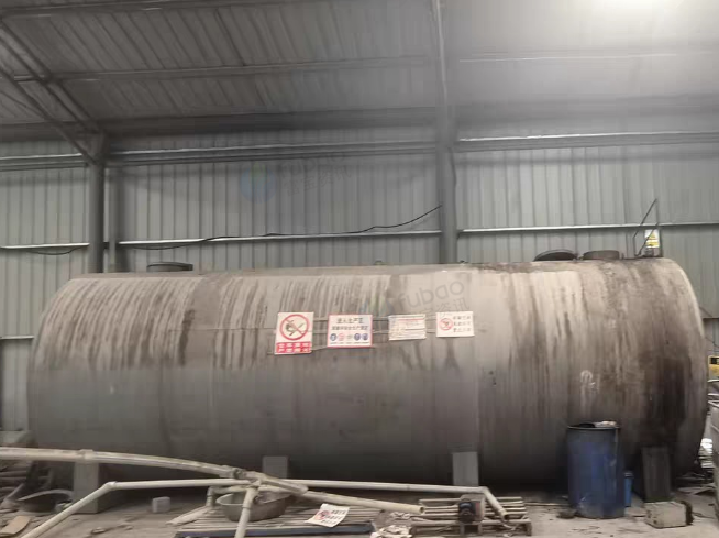 南京地区工厂处理10T聚羧酸外加剂常温合成全套设备、30T存储罐1个