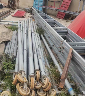 昆明地区处理推拉雨棚