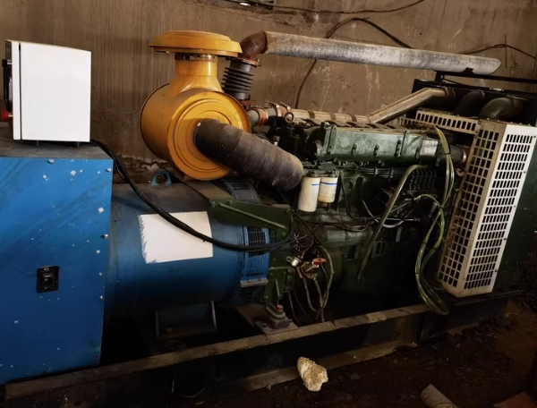 凉山地区处理250KW潍柴发电机