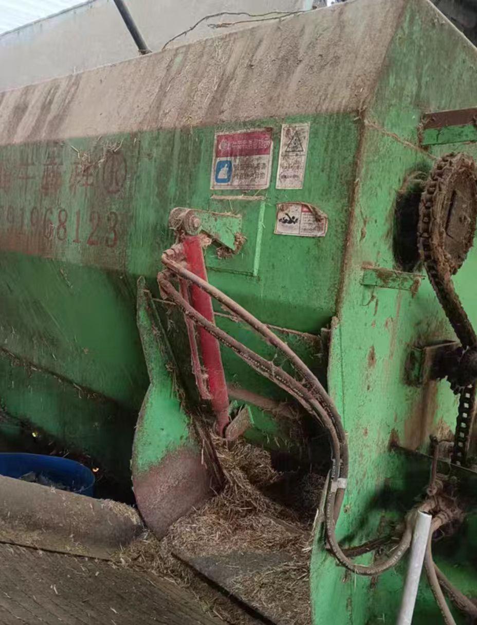 青岛地区处理牛羊自动拌料机