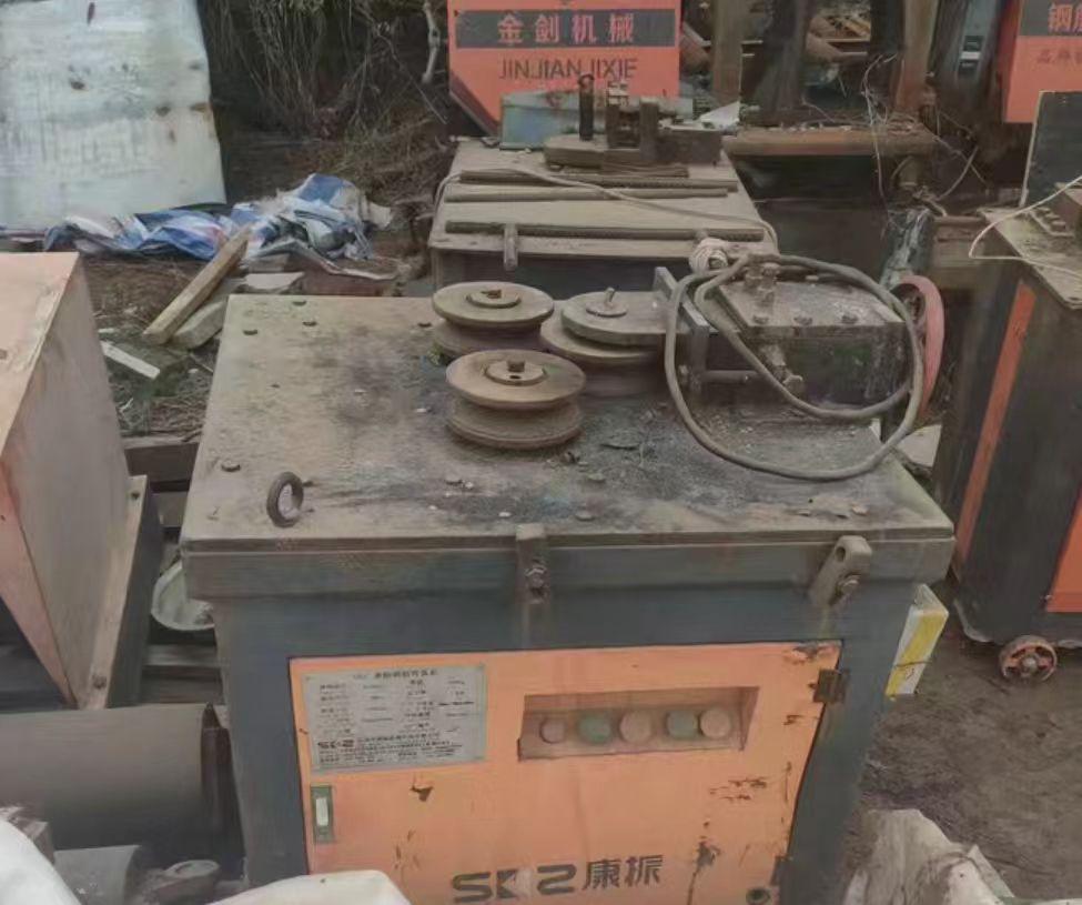 洛阳地区工地结束处理弯箍机、锯床、对焊机、调直机、切断机等钢筋加工设备一批
