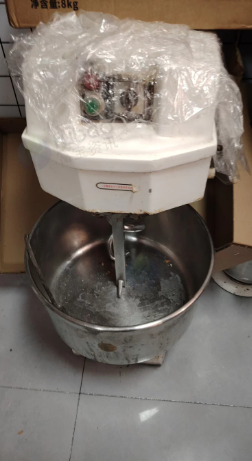 青岛地区处理燃气烤箱 发酵箱 单速搅面机 冷冻冷藏操作台等烘焙设备