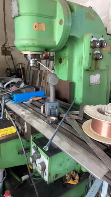 德阳地区处理自用车床、铣床、卷筒机