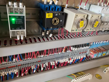 青岛地区工厂处理南兴全自动封边机