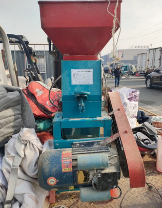 盘锦地区处理隆科9FQ-320-200型粉碎机