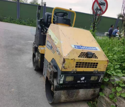 北京地区处理2019年路得威双驱双振压路机