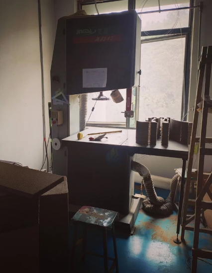 东莞地区处理立式带锯