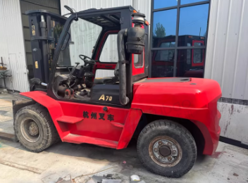 临沂地区公司处理7吨叉车 装载机