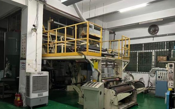 东莞地区处理1.3米三层共济吹膜机