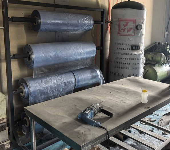 镇江地区工厂处理纱窗设备一批