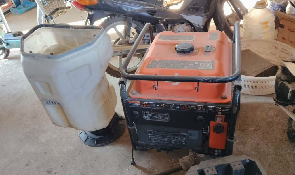 吉林地区个人处理大疆T50全能套带播撒