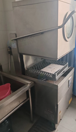 潍坊地区处理1批厨房设备