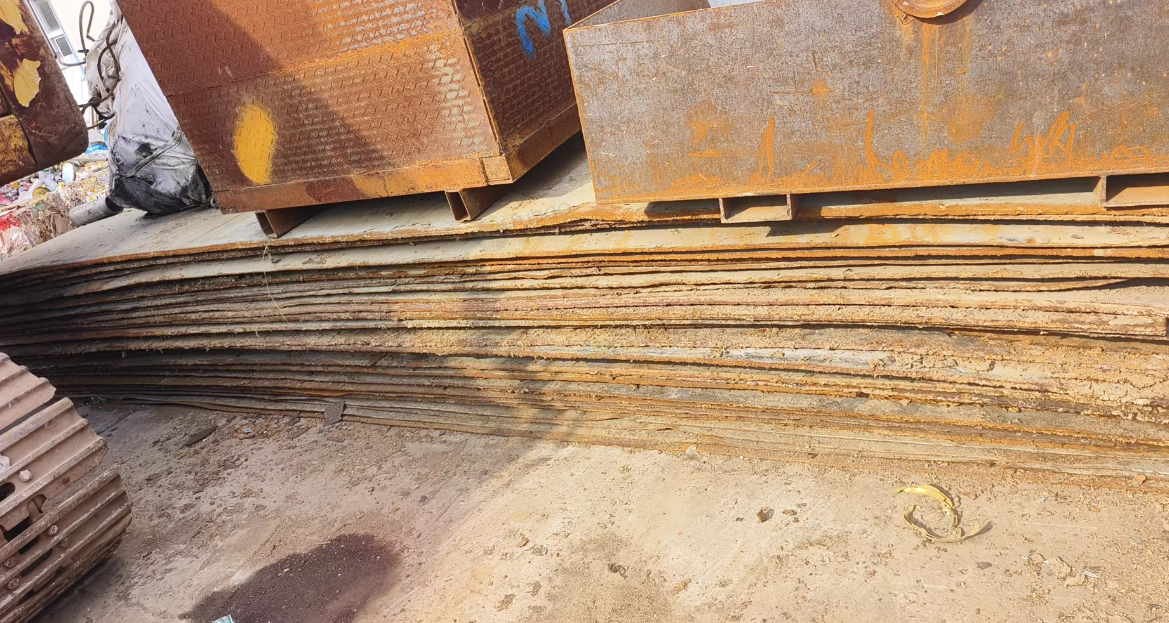 无锡地区处理6*1.5m铺路板一批