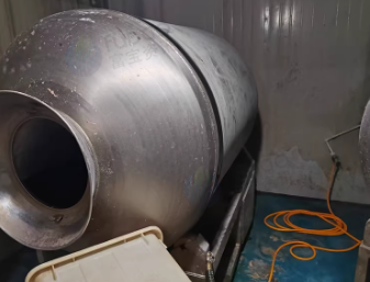 青岛地区工厂处理1000斤滚揉机 6000型自动灌肠机 420拉伸膜包装机 长城打卡机