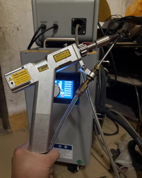 东莞地区个人处理热刺1200W激光焊机