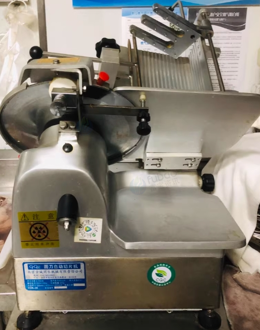 唐山地区处理桌椅、餐具、厨具